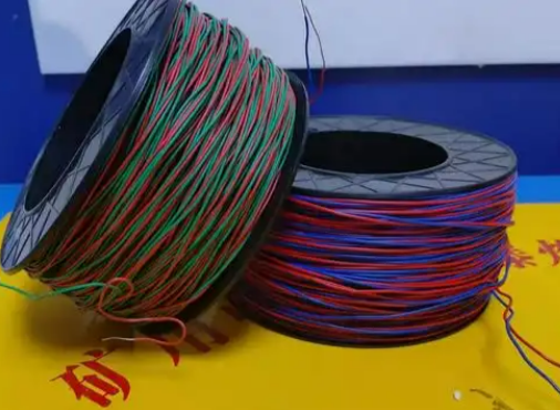 怀仁放炮线的主要材质有哪些？不同材质的适用场景有何区别？